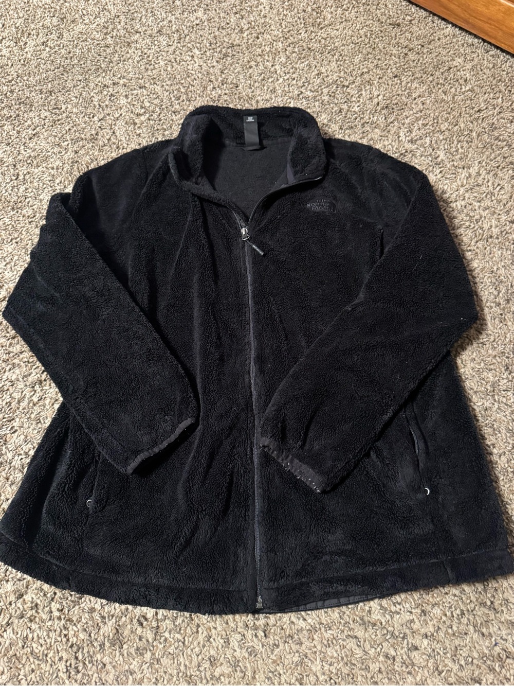 The North Face Women's Black Teddy Fleece Jacket